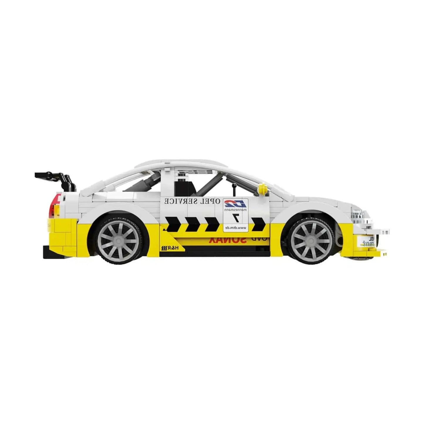 Opel Astra V8 Coupe mit 330 Klemmbausteinen und Fernsteuerung
